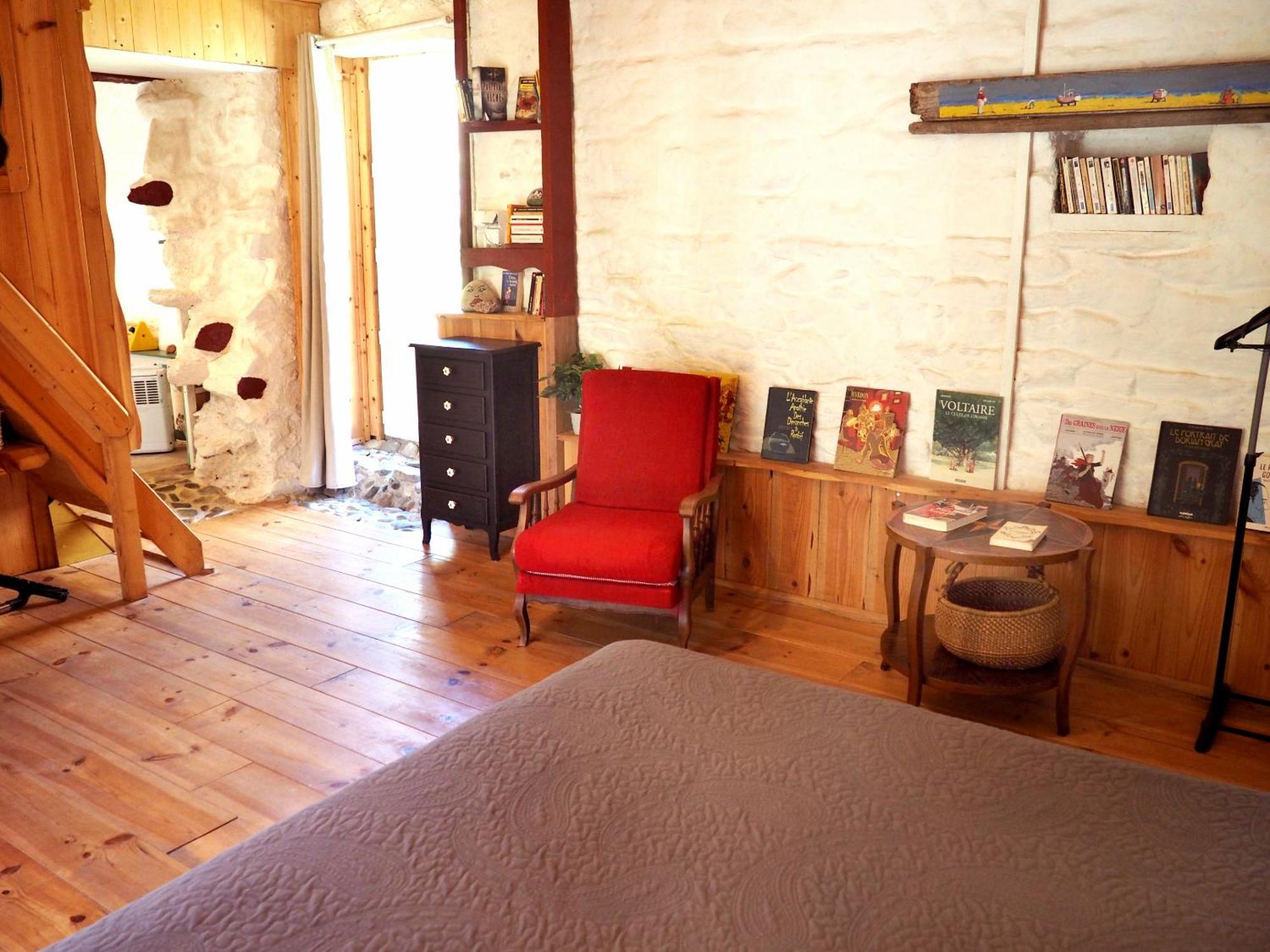 Bretagne Atypique, Dormir Dans Un Ancien Couvent Camlez Room photo