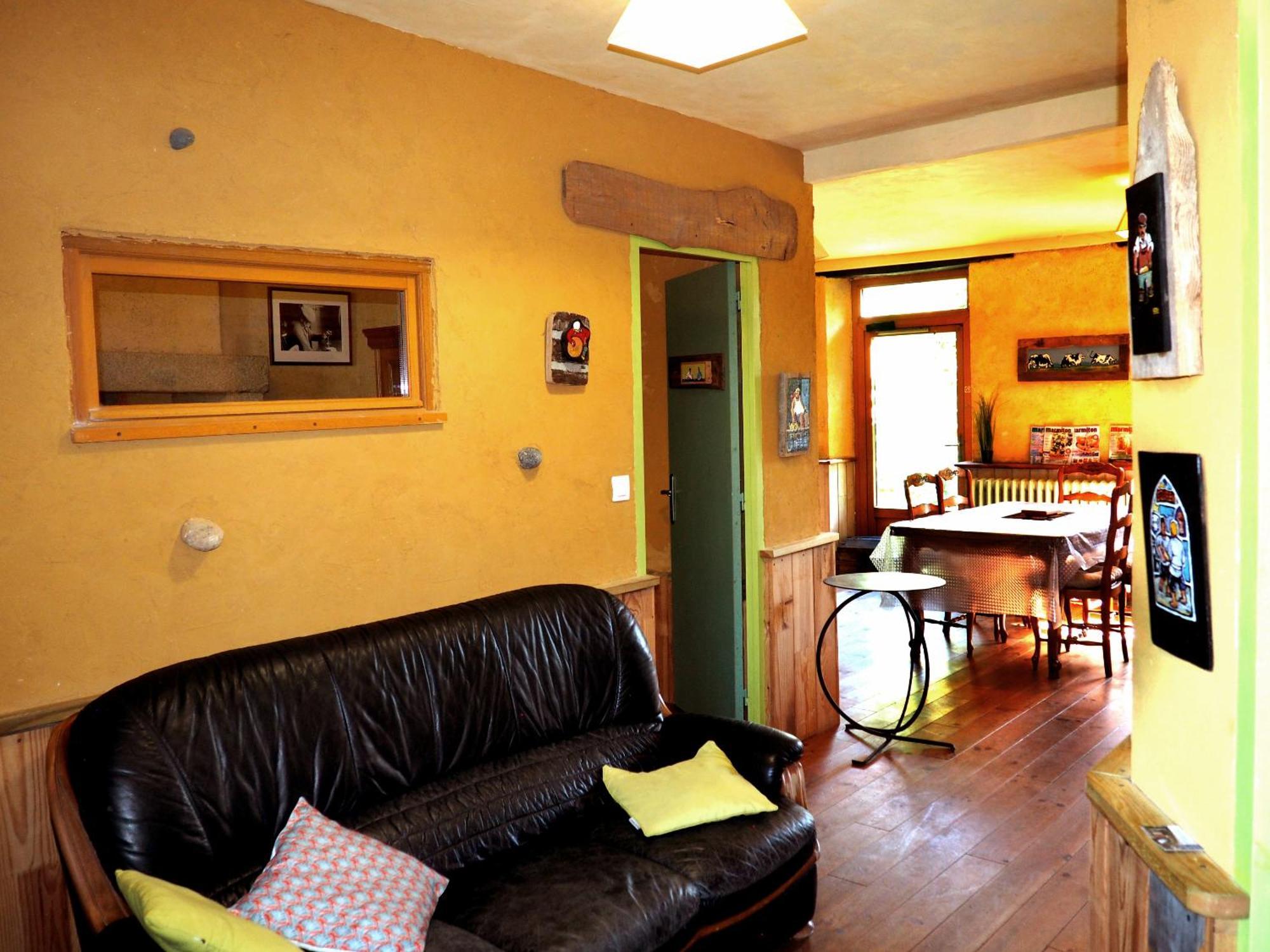 Bretagne Atypique, Dormir Dans Un Ancien Couvent Camlez Room photo