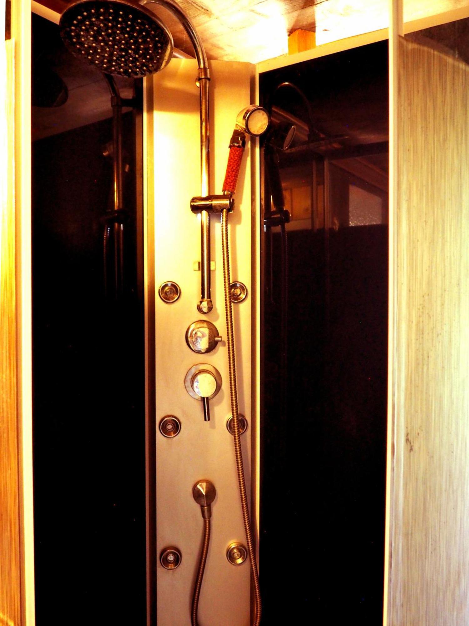 Bretagne Atypique, Dormir Dans Un Ancien Couvent Camlez Room photo